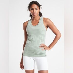 Athleta Sz Large Momentum Seamless Racerback Tank in Light Green Camo